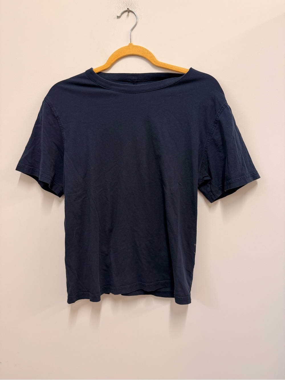 Men’s Short-Sleeve Crew Tee in Navy